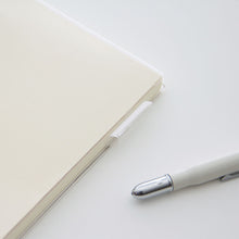 Cargar imagen en el visor de la galería, MD Paper Notebook Plastic Cover A4
